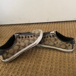 Coach shoes size 6.5